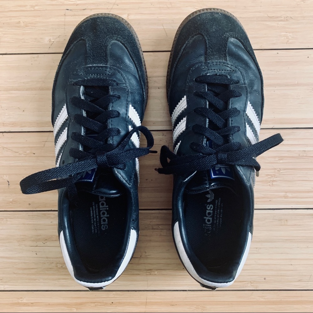 Adidas Sambas